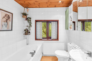 Photo 26- click for photo gallery